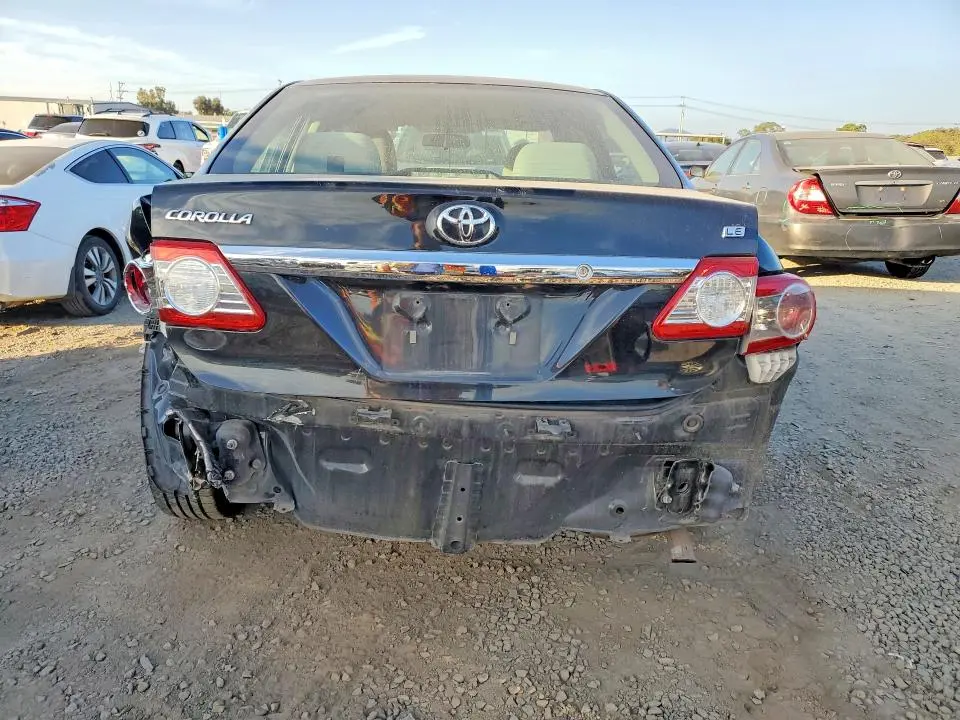 2013 TOYOTA COROLLA LE  