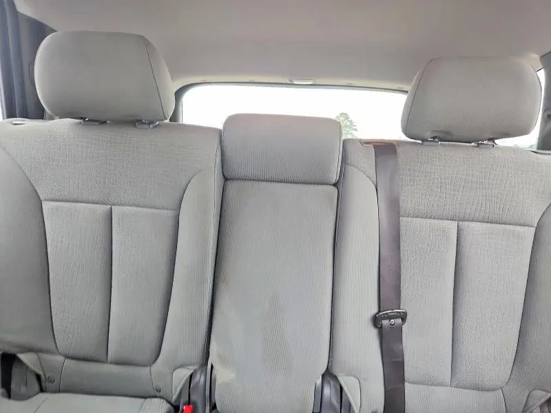 2010 HYUNDAI SANTA FE BASE  