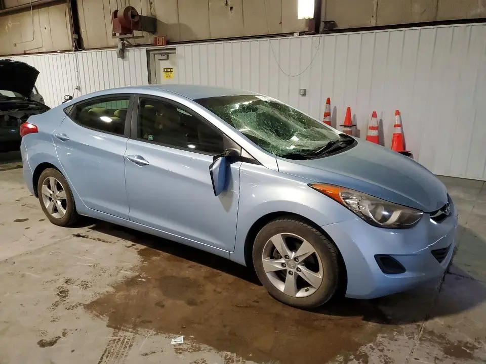 2011 HYUNDAI ELANTRA GLS  