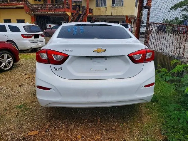 2018 CHEVROLET CRUZE LS  