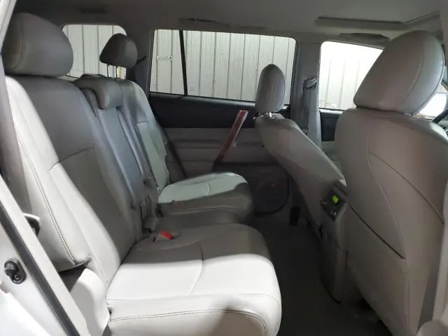 2010 TOYOTA HIGHLANDER LIMITED  