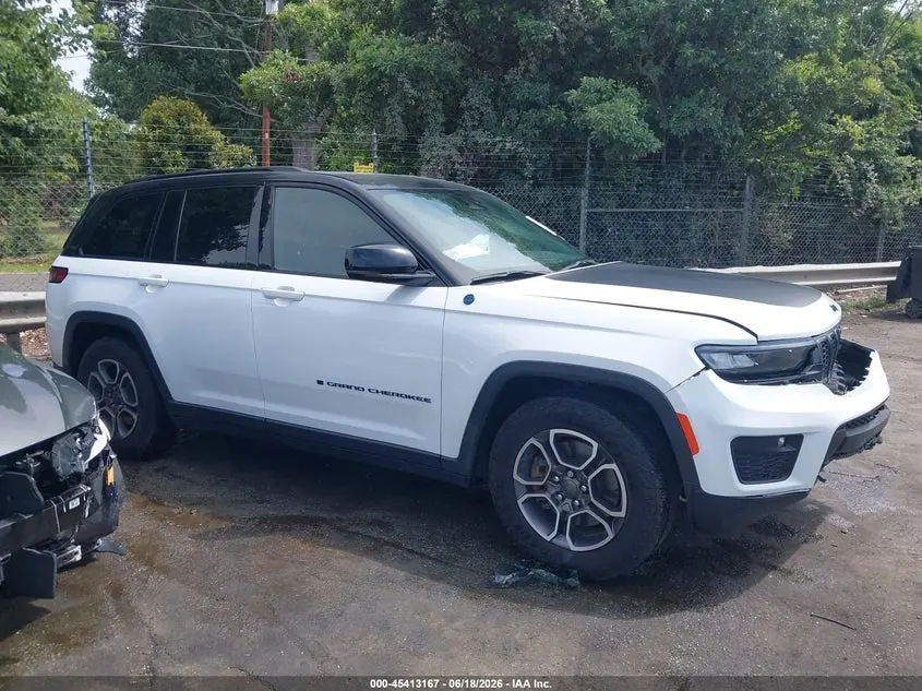 2022 JEEP GRAND CHEROKEE 4XE TRAILHAWK 4X4