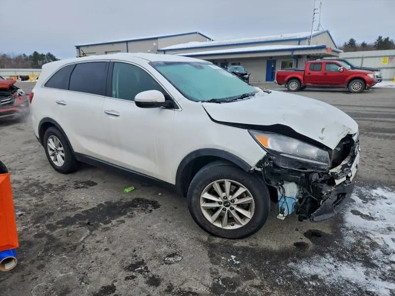 2020 KIA SORENTO S  