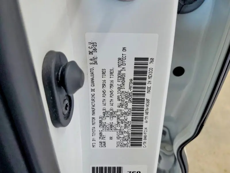 2023 TOYOTA TACOMA SR5 V6  