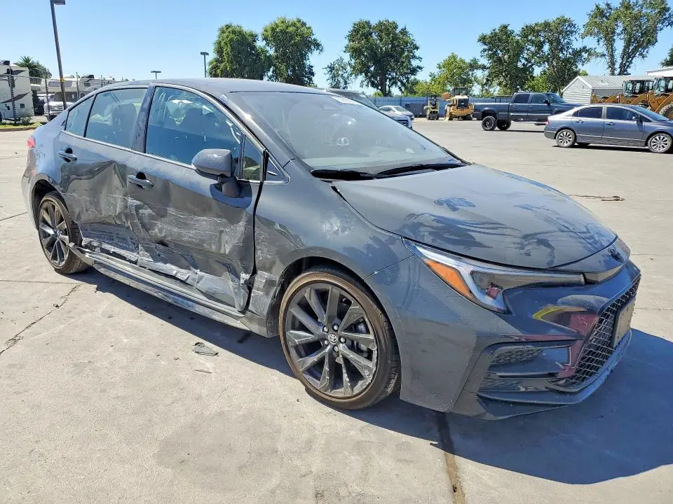 2026 TOYOTA COROLLA SE  