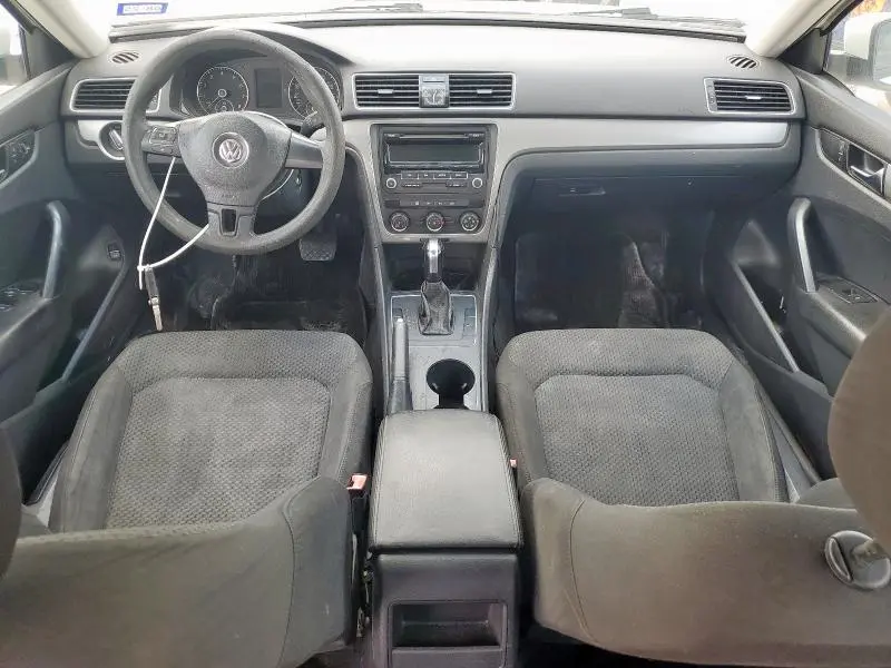 2013 VOLKSWAGEN PASSAT S  
