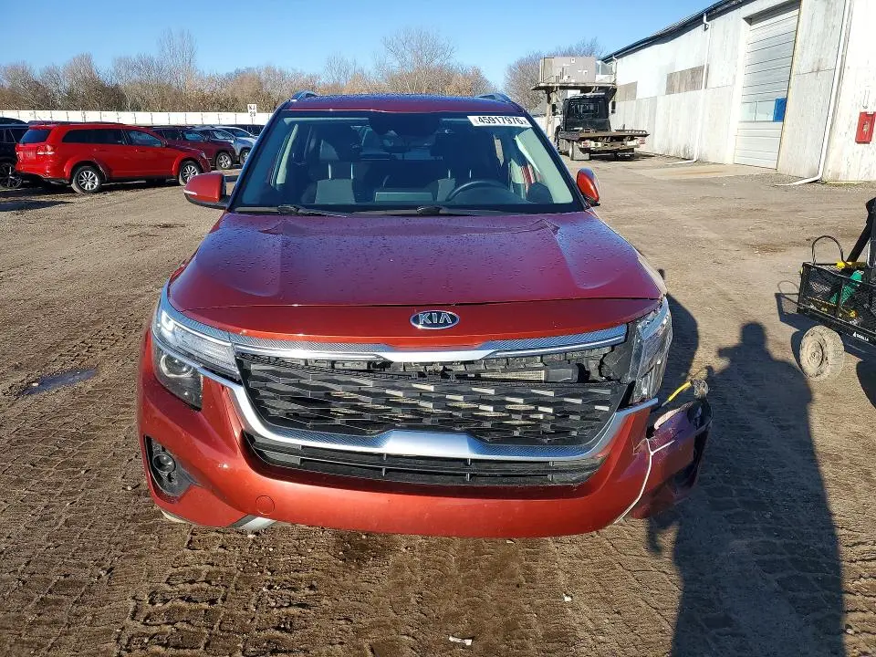 2021 KIA SELTOS S  