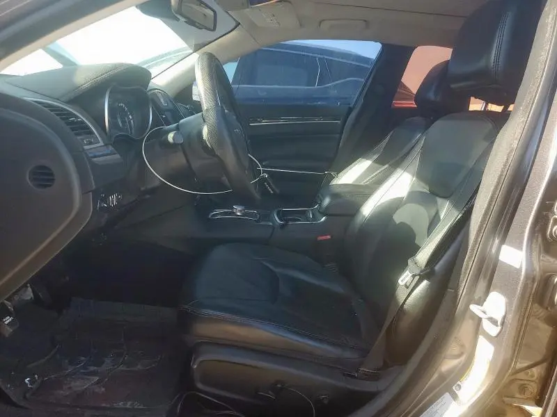 2015 CHRYSLER 300 LIMITED  