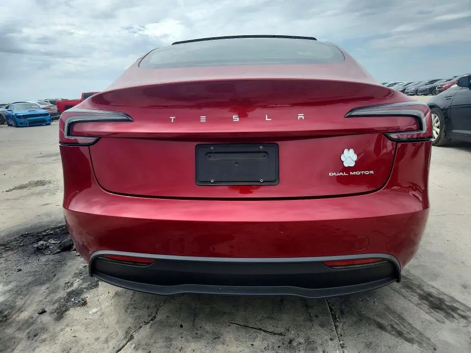 2024 TESLA MODEL 3   