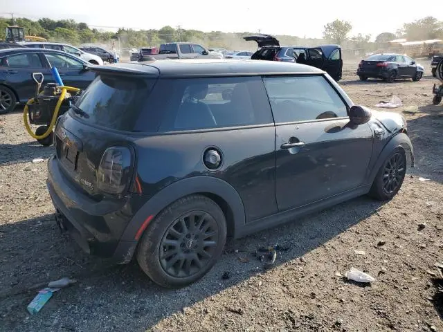 2017 MINI COOPER S  