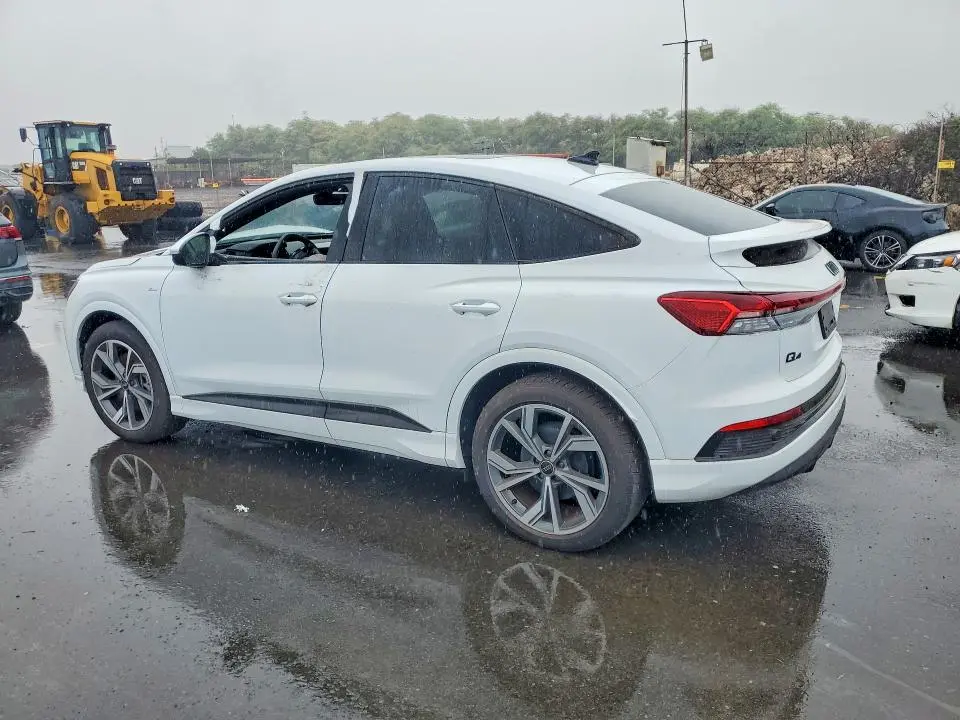 2025 AUDI Q4 E-TRON SPORTBACK PREMIUM  
