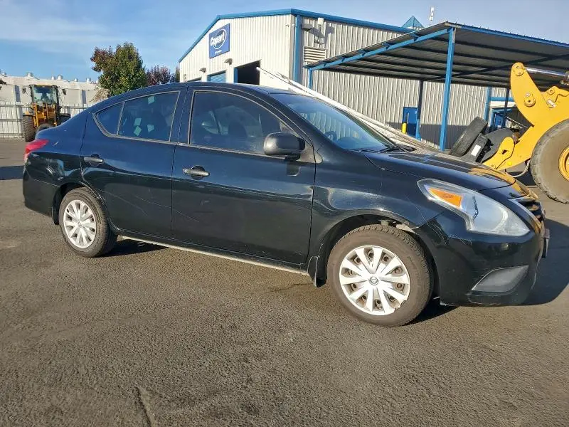 2015 NISSAN VERSA S  