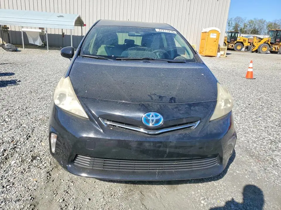 2013 TOYOTA PRIUS V TWO  
