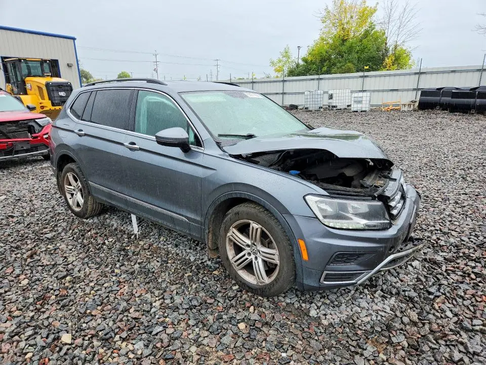 2018 VOLKSWAGEN TIGUAN SE  
