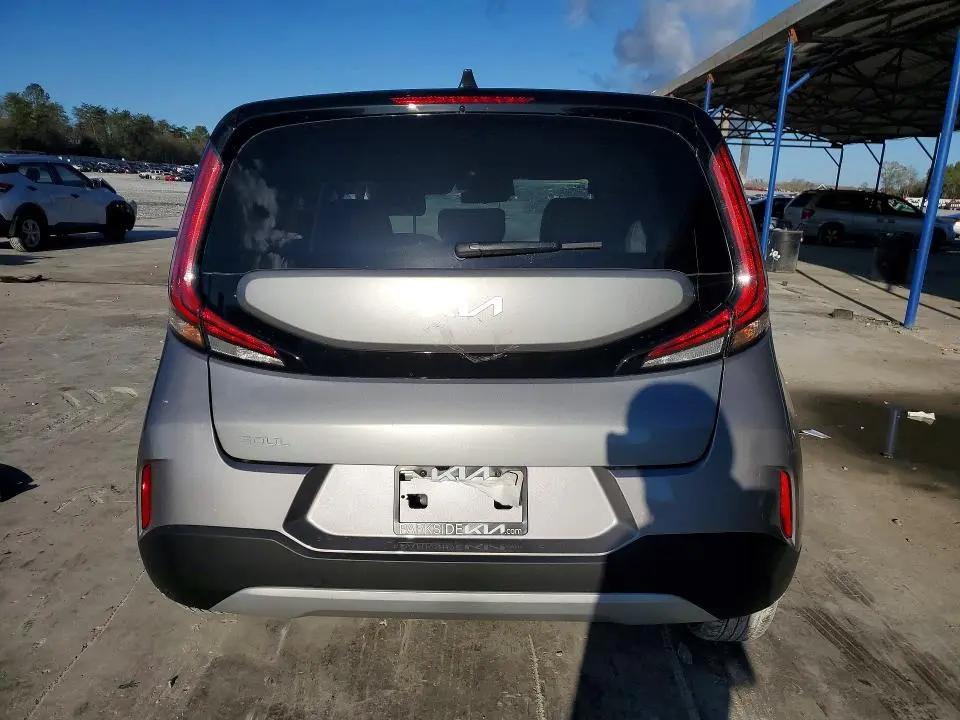 2025 KIA SOUL LX  