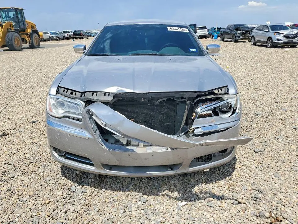 2013 CHRYSLER 300C   