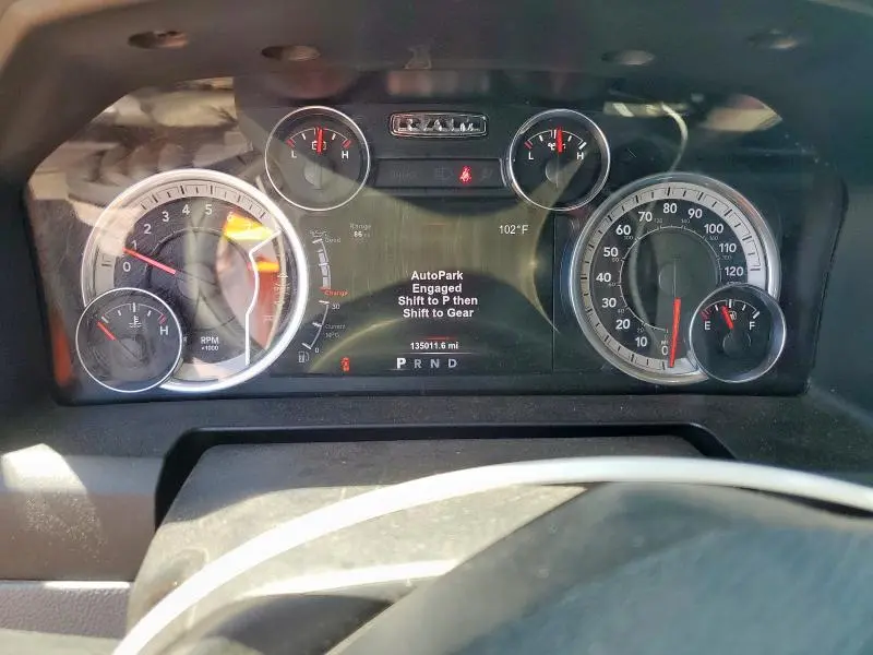 2017 RAM 1500 SLT  