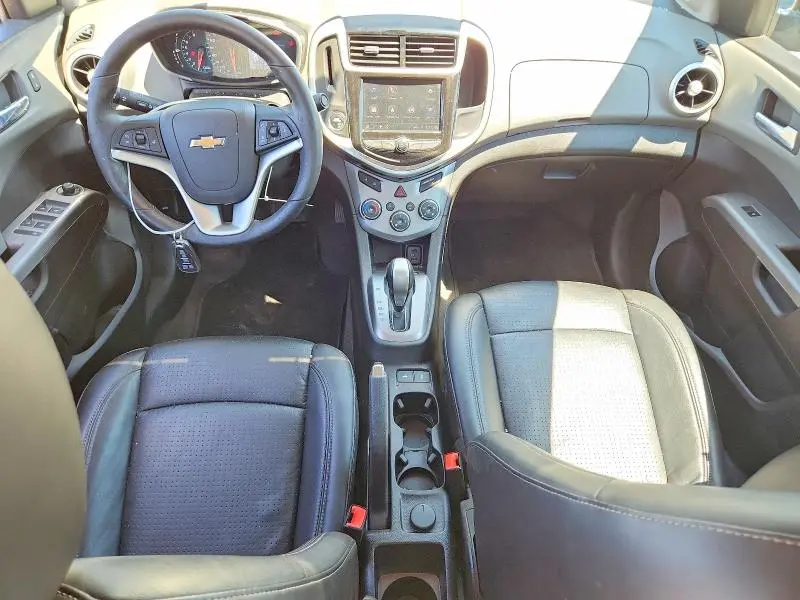 2020 CHEVROLET SONIC PREMIER  