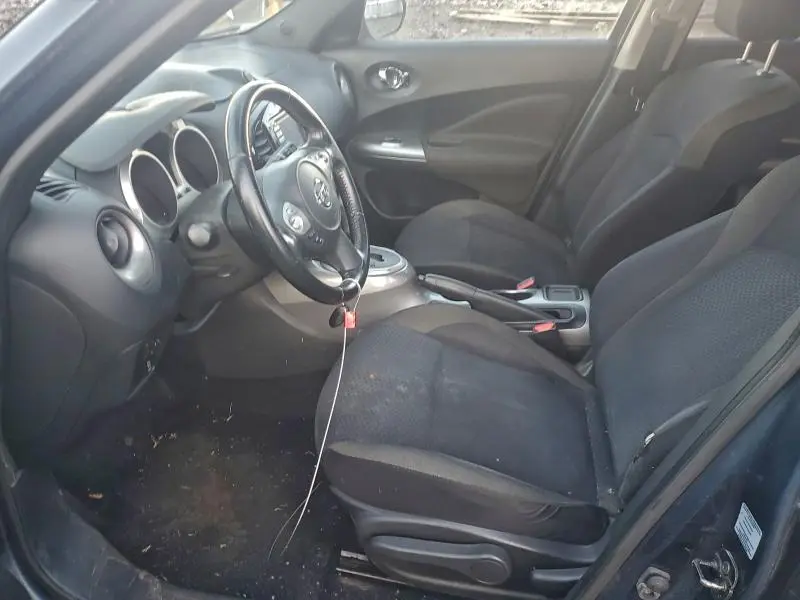 2011 NISSAN JUKE S  