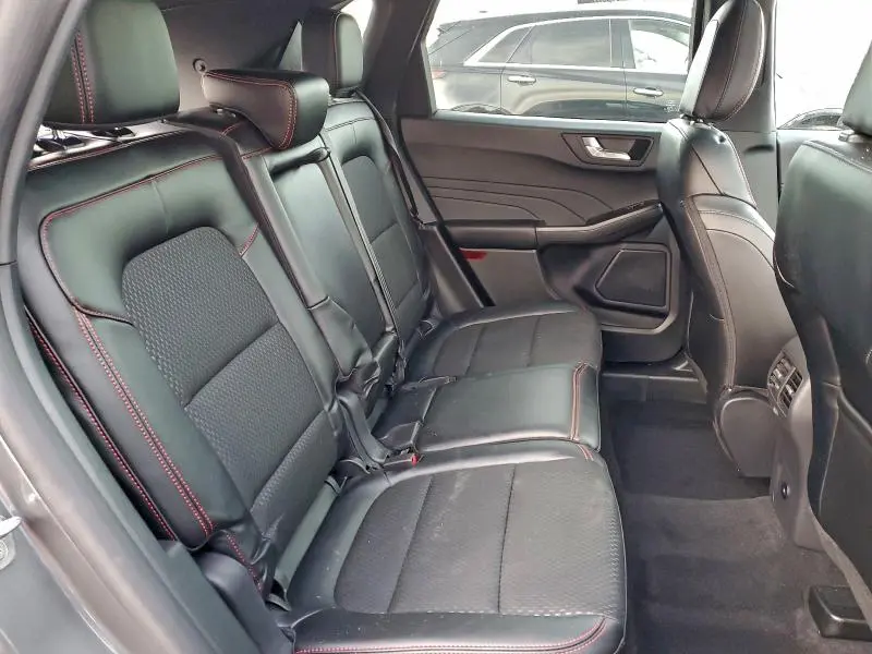 2025 FORD ESCAPE ST LINE  