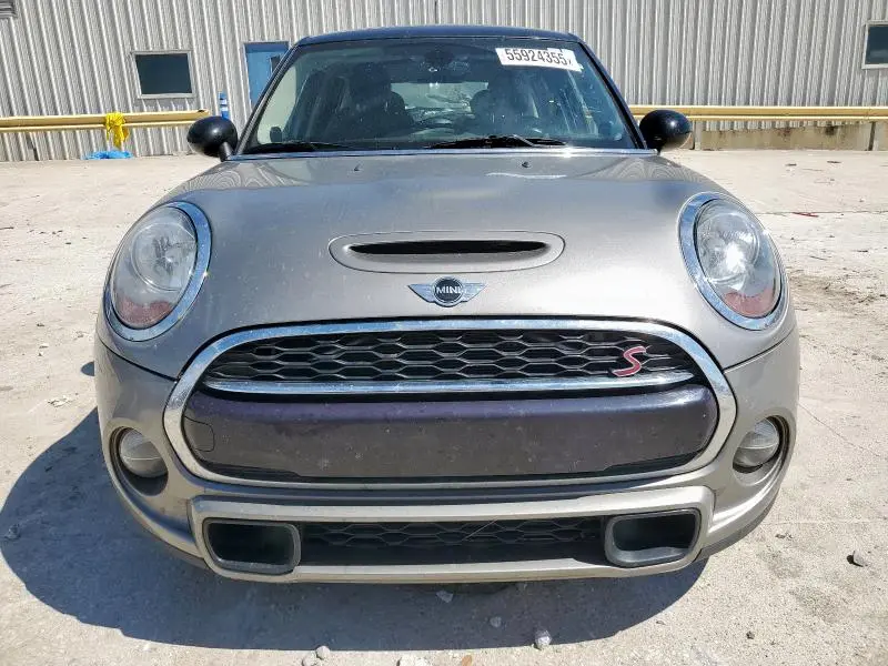 2018 MINI COOPER S  
