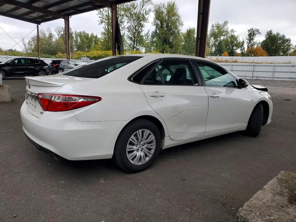 2015 TOYOTA CAMRY XSE  