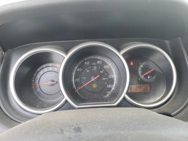 2010 NISSAN VERSA S  