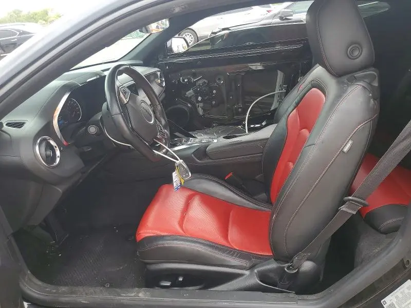 2021 CHEVROLET CAMARO LT  