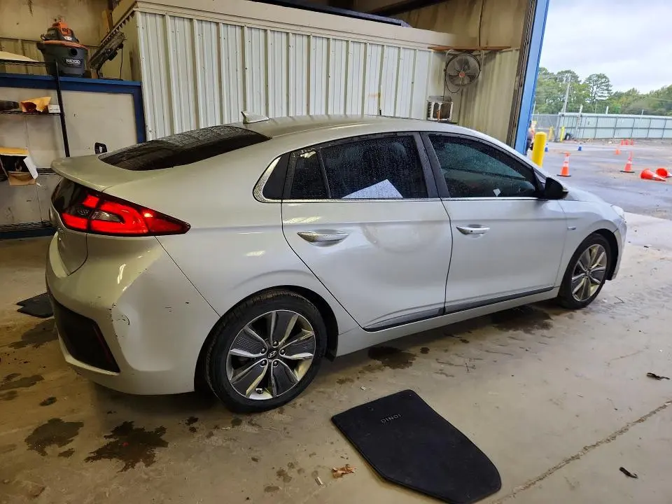 2017 HYUNDAI IONIQ LIMITED  