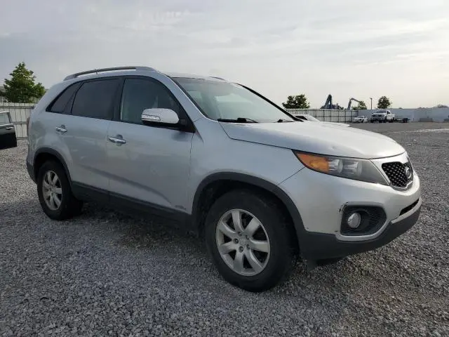 2011 KIA SORENTO BASE  
