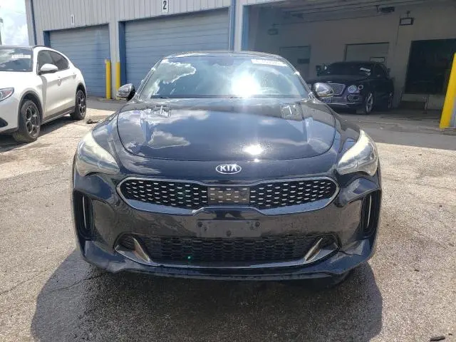 2019 KIA STINGER GT2  