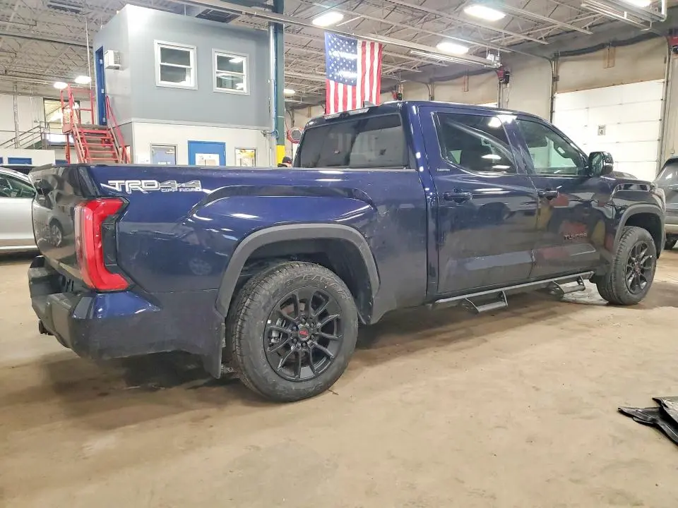 2026 TOYOTA TUNDRA CREWMAX LIMITED  