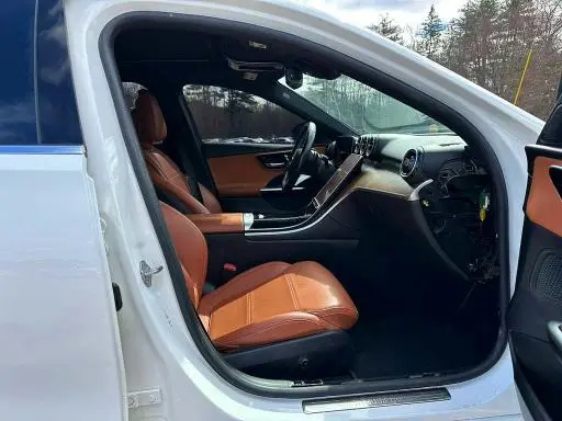2023 MERCEDES-BENZ C 300  