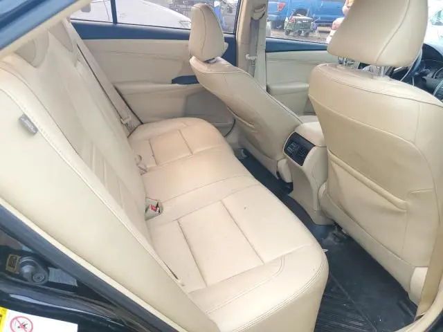 2016 TOYOTA CAMRY LE