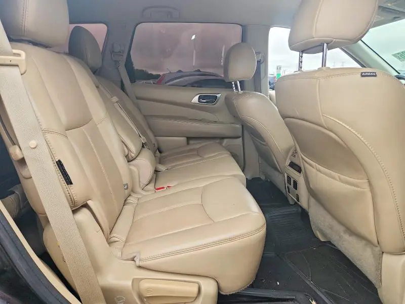 2018 NISSAN PATHFINDER SL  