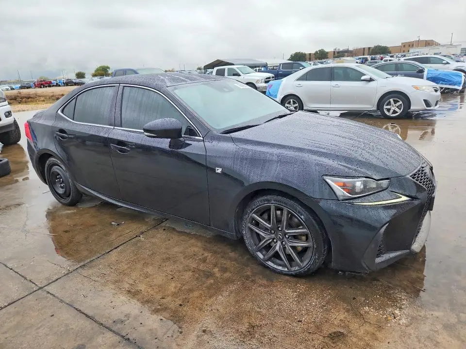 2017 LEXUS IS 200T  