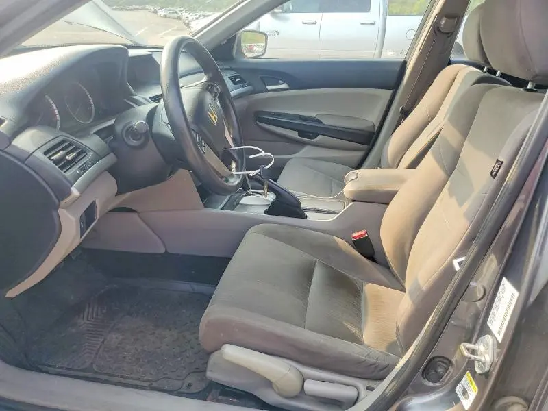 2011 HONDA ACCORD LX  
