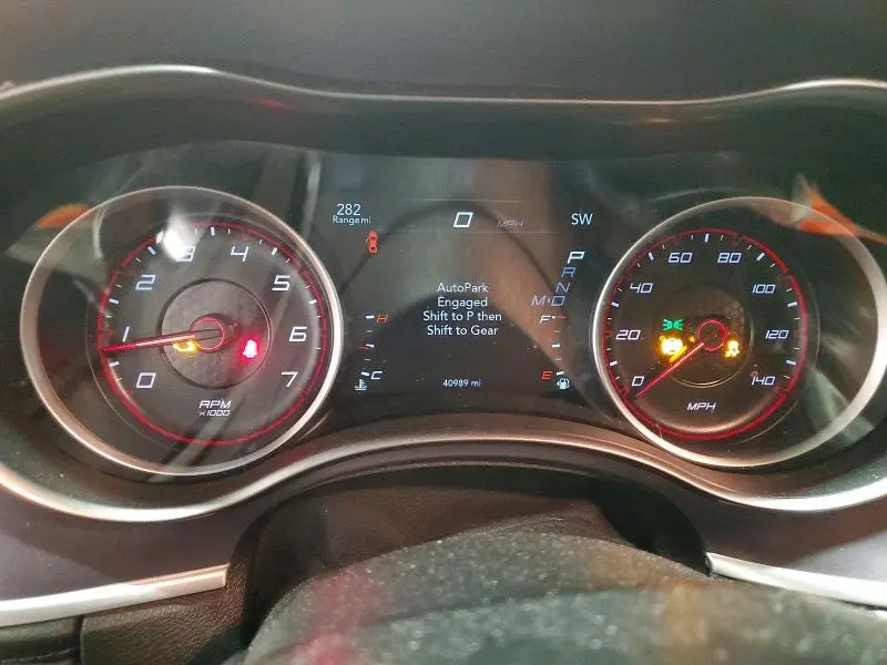 2019 DODGE CHARGER SXT  