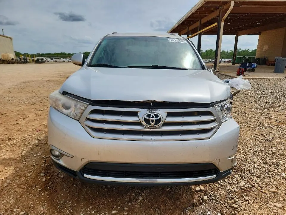 2013 TOYOTA HIGHLANDER LIMITED  