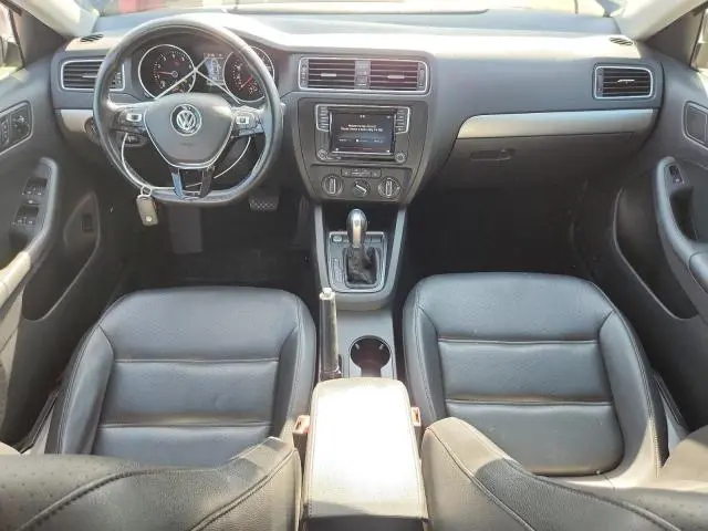 2017 VOLKSWAGEN JETTA SE  