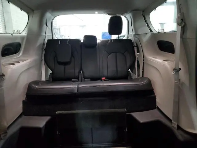 2017 CHRYSLER PACIFICA TOURING L PLUS  