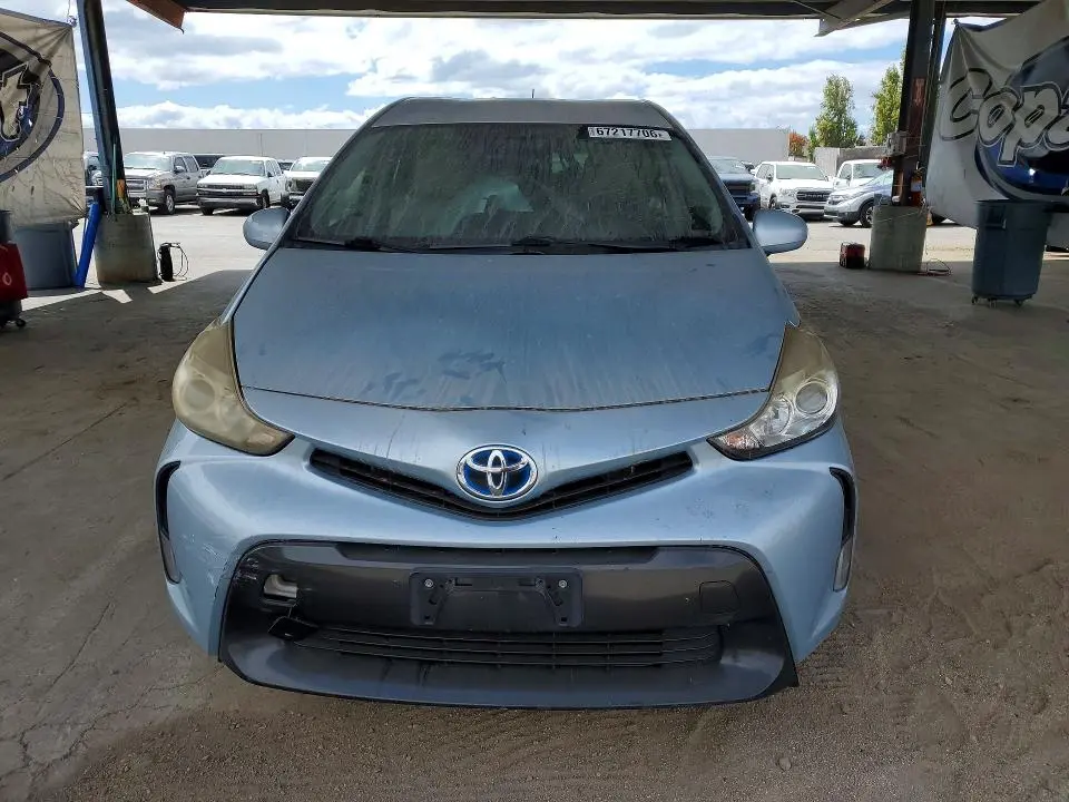2015 TOYOTA PRIUS V FOUR  