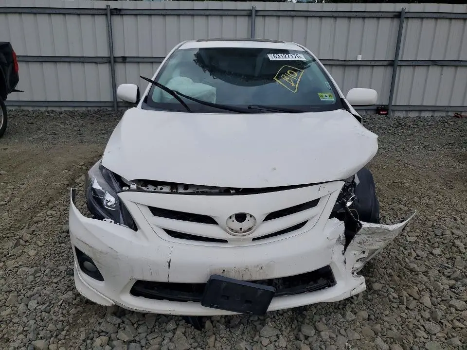 2013 TOYOTA COROLLA S  