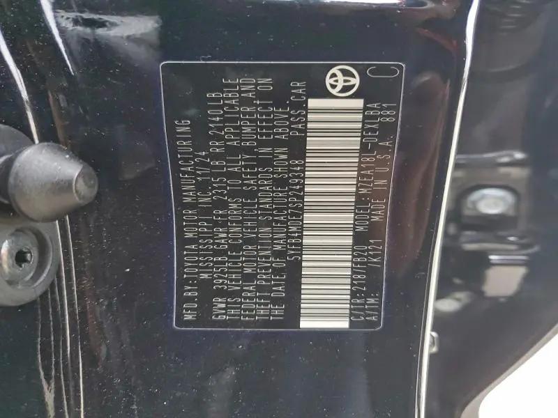 2025 TOYOTA COROLLA LE  