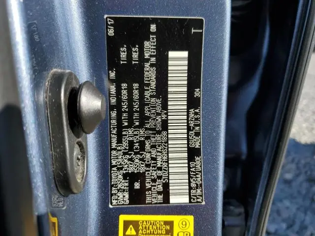 2017 TOYOTA HIGHLANDER LE  