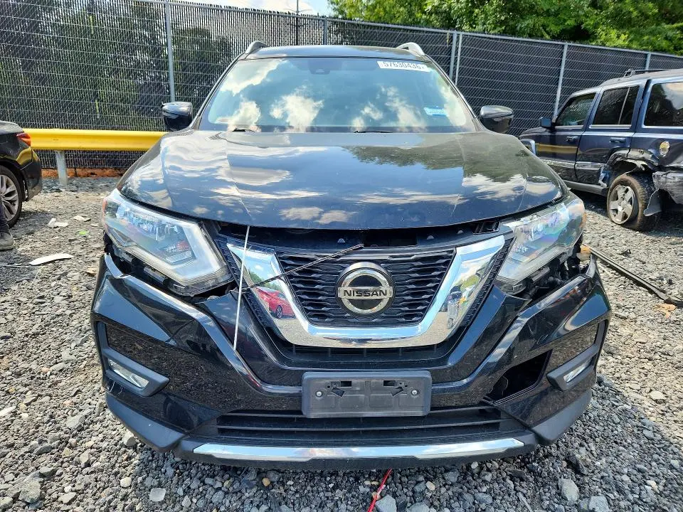 2018 NISSAN ROGUE SL  