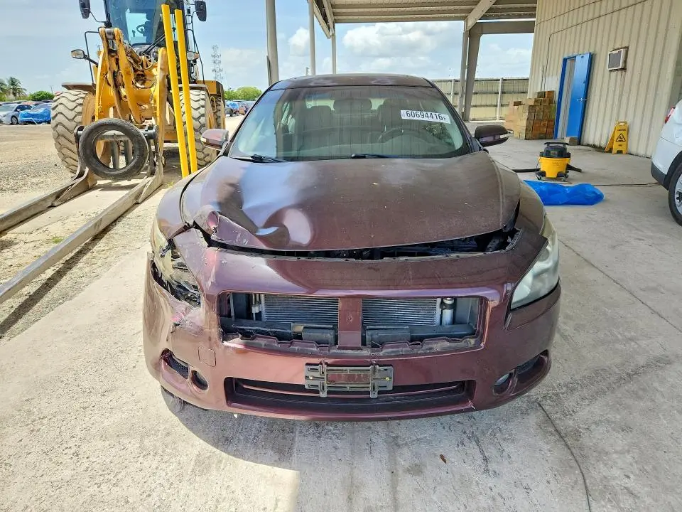 2014 NISSAN MAXIMA 3.5 SV  