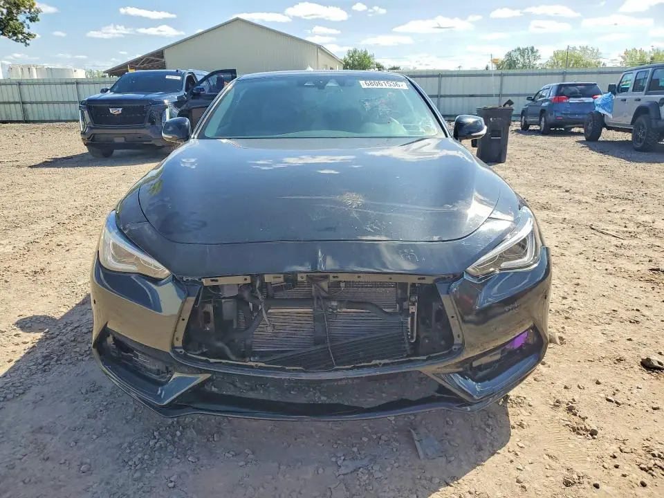 2017 INFINITI Q60 RED SPORT 400  