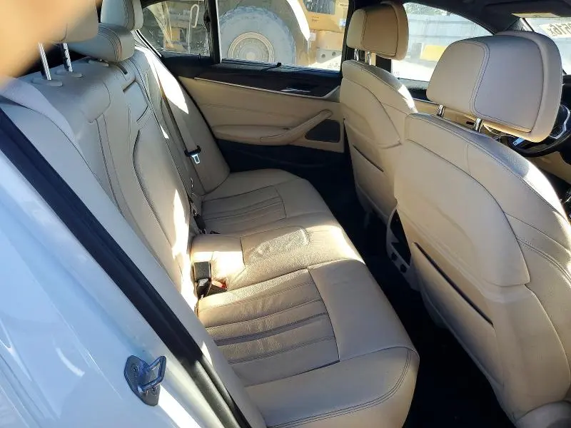 2017 BMW 530 XI  