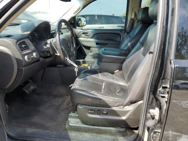 2011 CHEVROLET AVALANCHE LT  
